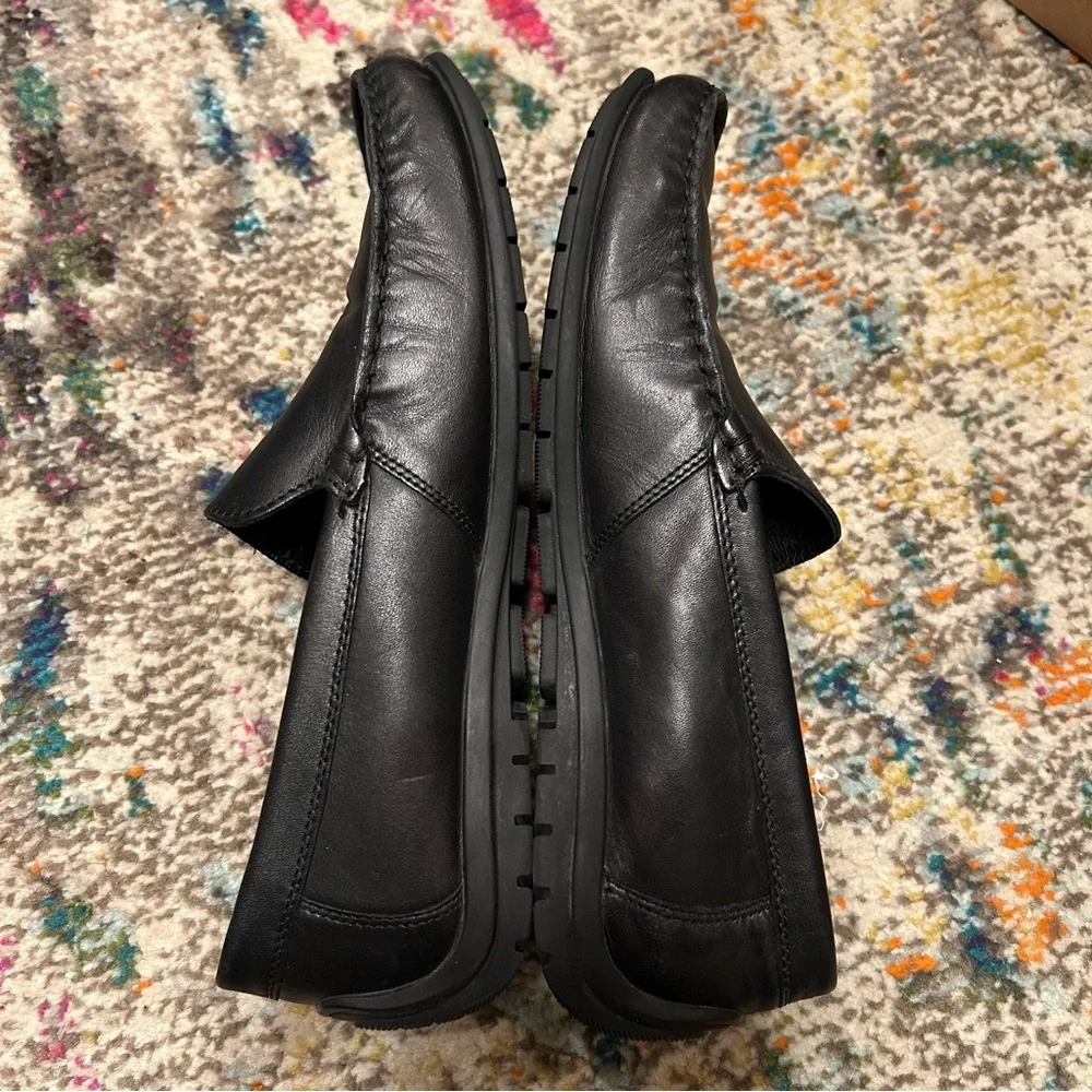 Ecco men’s casual driving loafers black size 12. Arch support & cushioned!